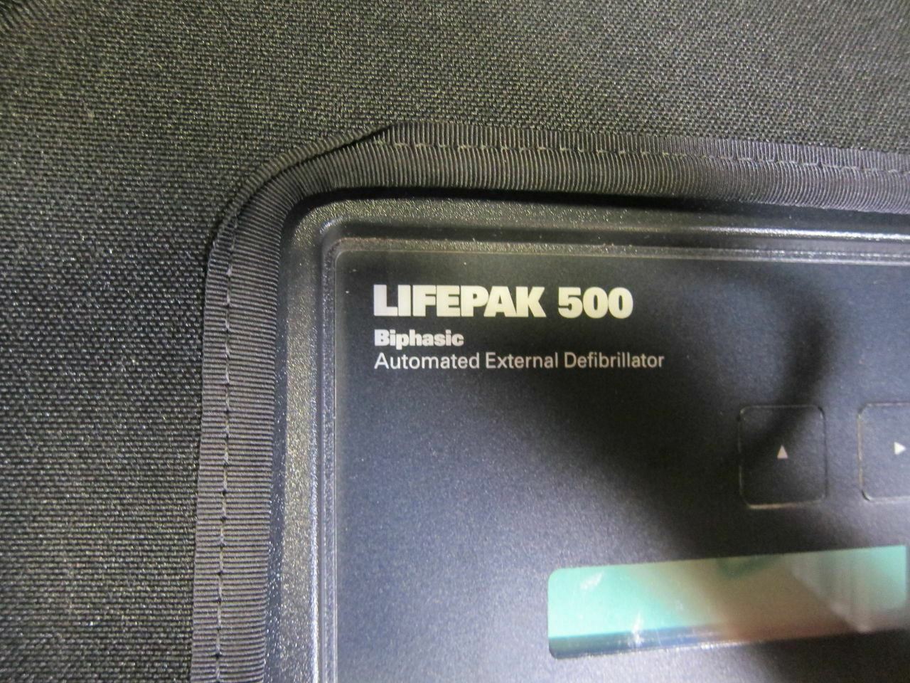 Medtronic Lifepak 500 AED In Carrying Case 3011790-001520 (641DM) DIAGNOSTIC ULTRASOUND MACHINES FOR SALE