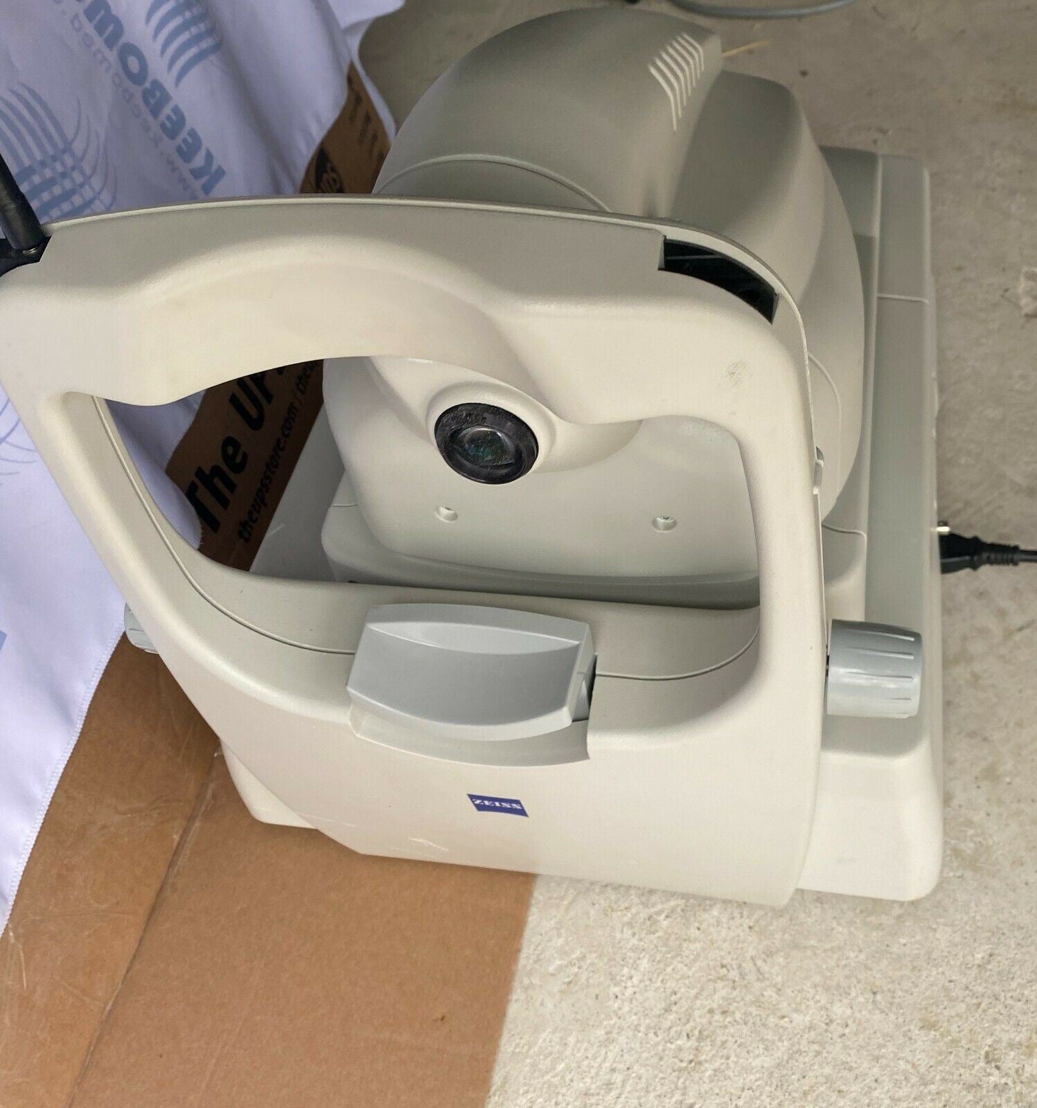 Zeiss Stratus Oct 3000 used in Good condition DIAGNOSTIC ULTRASOUND MACHINES FOR SALE