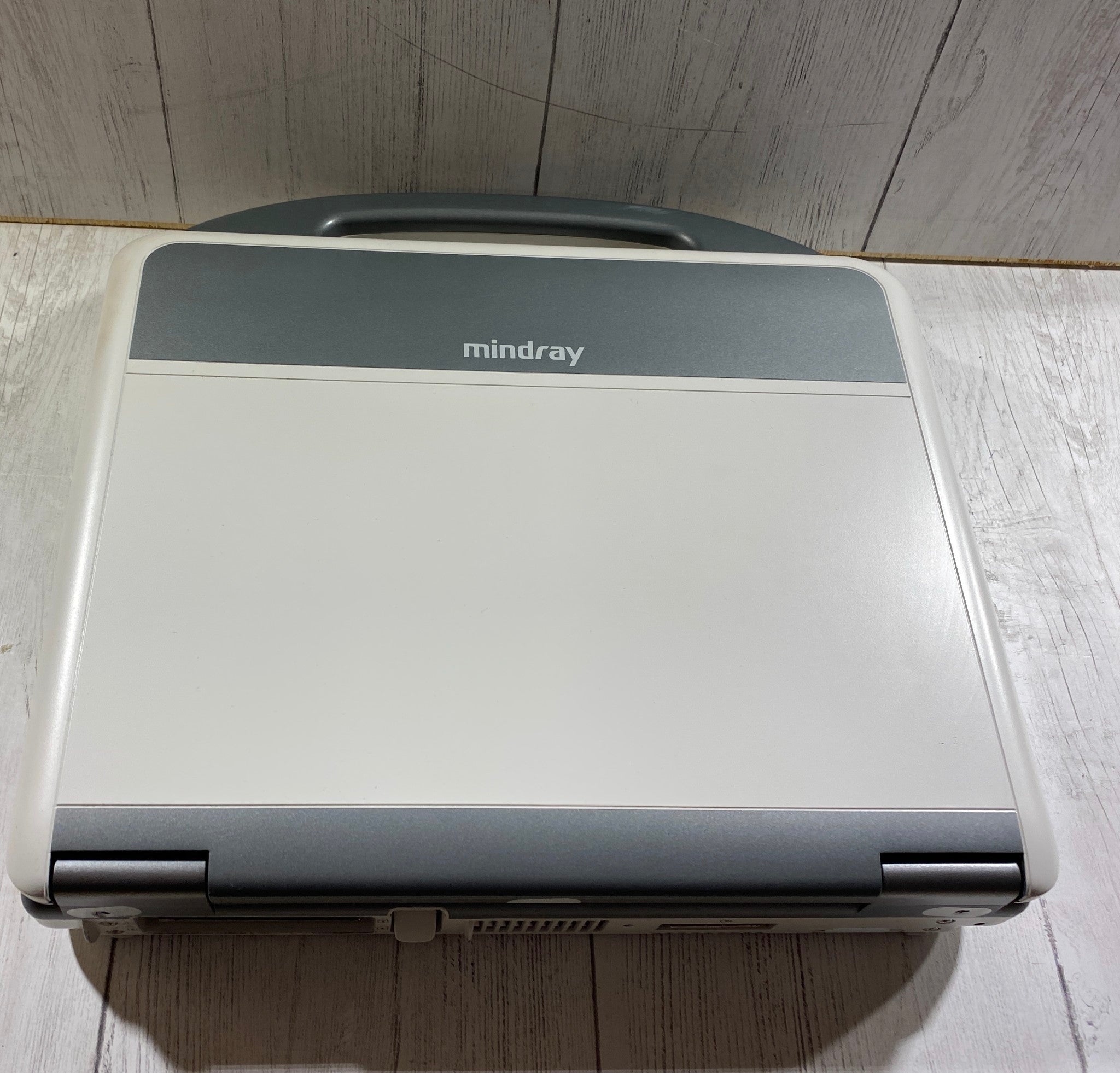 Mindray M6 Portable Ultraspund with one linear array probe L14-6NS   2018 DIAGNOSTIC ULTRASOUND MACHINES FOR SALE