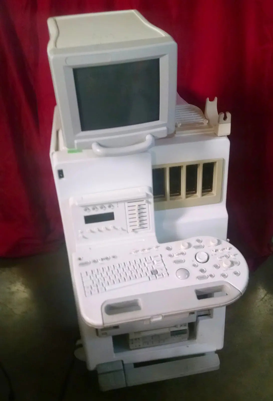 GE Logiq 700 Ultrasound System w/ Printer & Video Recorder-No Hard Drive, Probes DIAGNOSTIC ULTRASOUND MACHINES FOR SALE