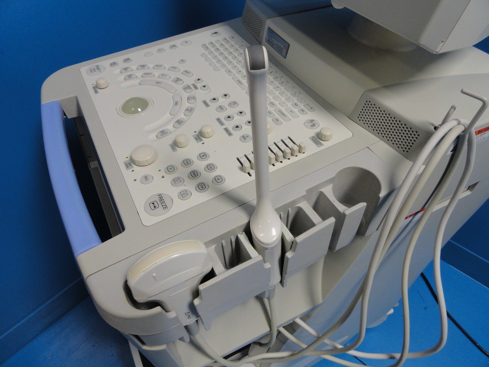 2008 SHIMADZU SDU-1100 DIAGNOSTIC ULTRASOUND W/ VA57R-0375WU & EC11R-055U PROBES DIAGNOSTIC ULTRASOUND MACHINES FOR SALE