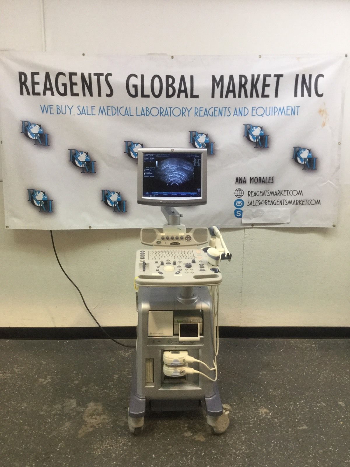 GE LOGIQ P5 2013 Ultrasound + Convex Volumetric Probe, endocavity Transducer DIAGNOSTIC ULTRASOUND MACHINES FOR SALE