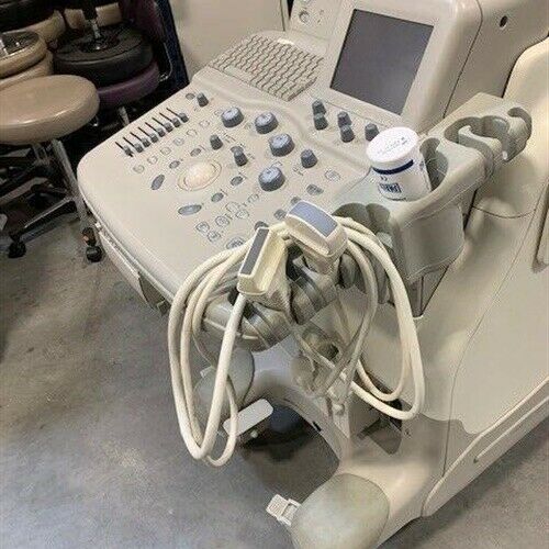 2004 GE Logic 5 Ultrasound machine with 2 probes included; more probes available DIAGNOSTIC ULTRASOUND MACHINES FOR SALE