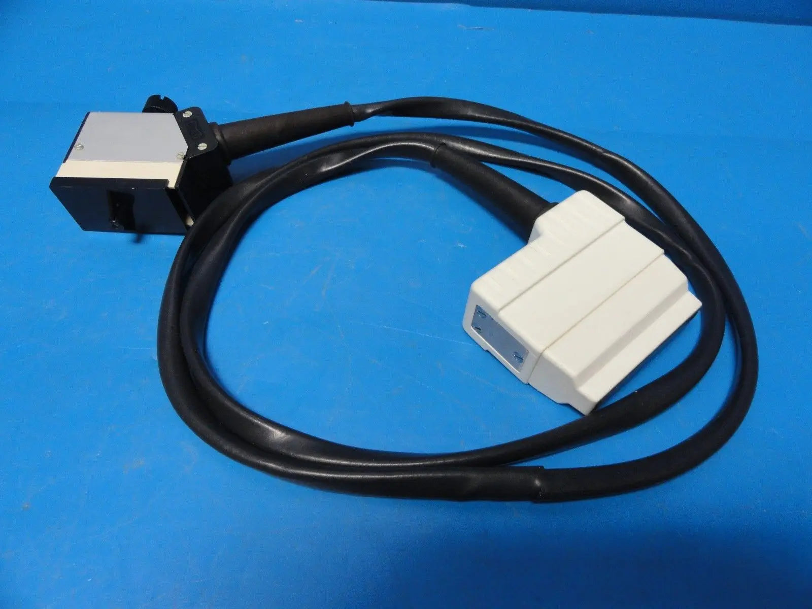 GE THOMSON SINTRA ACTIVITES SOUS SL5 5.0 MHZ LINEAR ULTRASOUND TRANSDUCER (8874) DIAGNOSTIC ULTRASOUND MACHINES FOR SALE