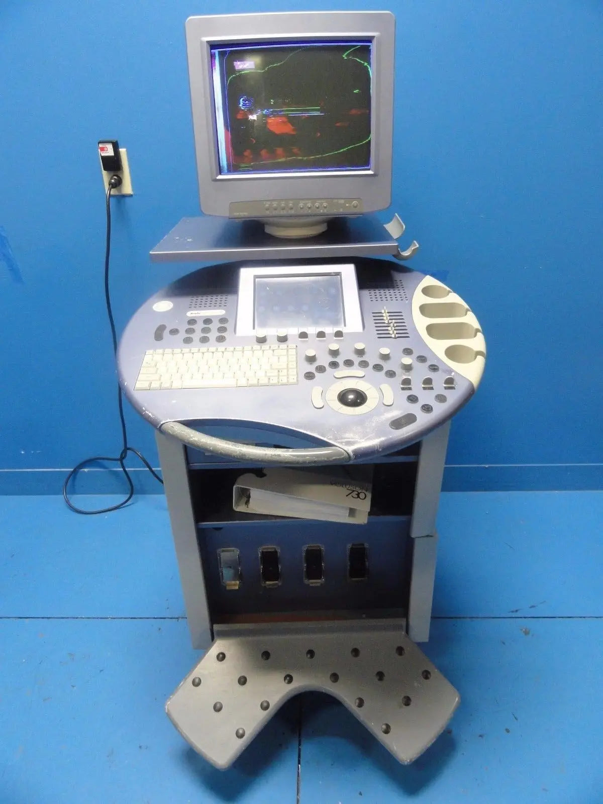 GE KERTZ VOLUSON 730 ULTRASOUND SYSTEM W/ MANUAL~Console Only ~for Parts (10567) DIAGNOSTIC ULTRASOUND MACHINES FOR SALE