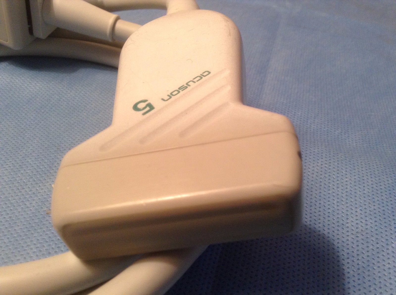 ACUSON ULTRASOUND PROBE C3 FROM WORKING ENVIRONMENT GOOD CONDITION CLEAN DIAGNOSTIC ULTRASOUND MACHINES FOR SALE