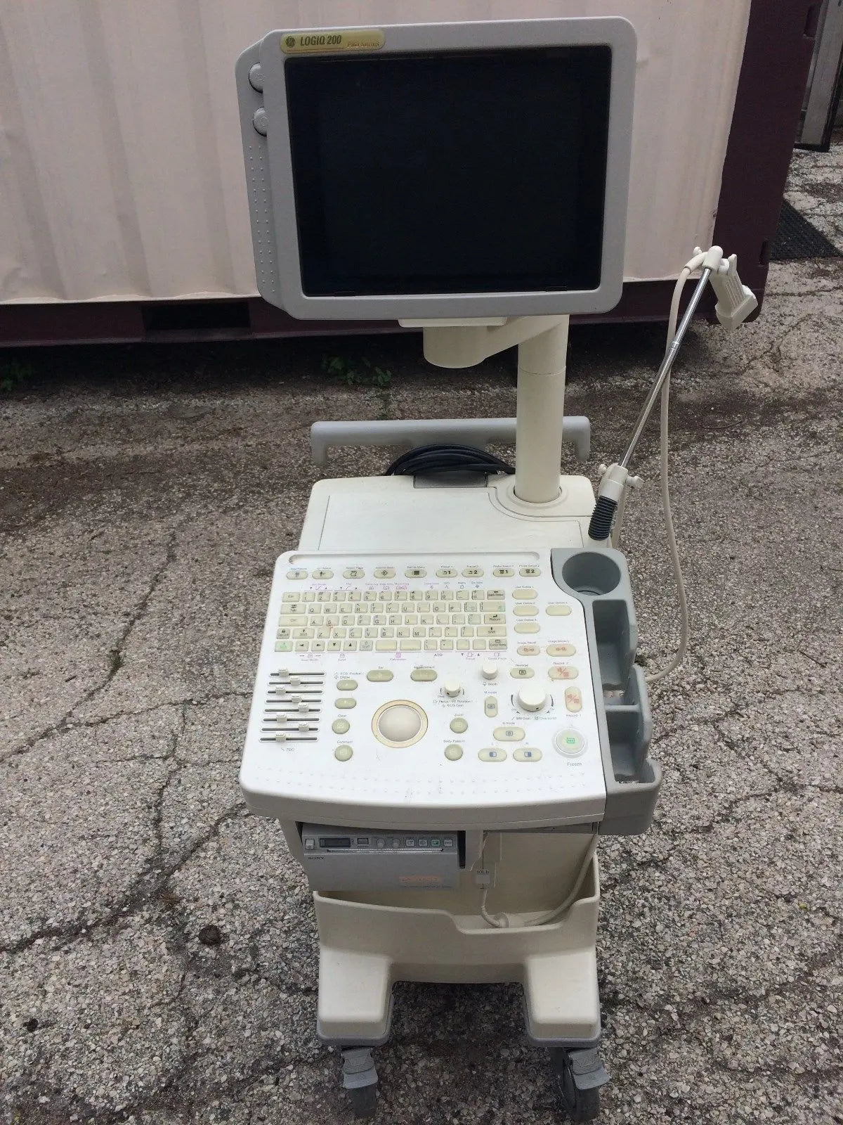 GE LOGIQ 200 Pro Series Ultrasound System DIAGNOSTIC ULTRASOUND MACHINES FOR SALE