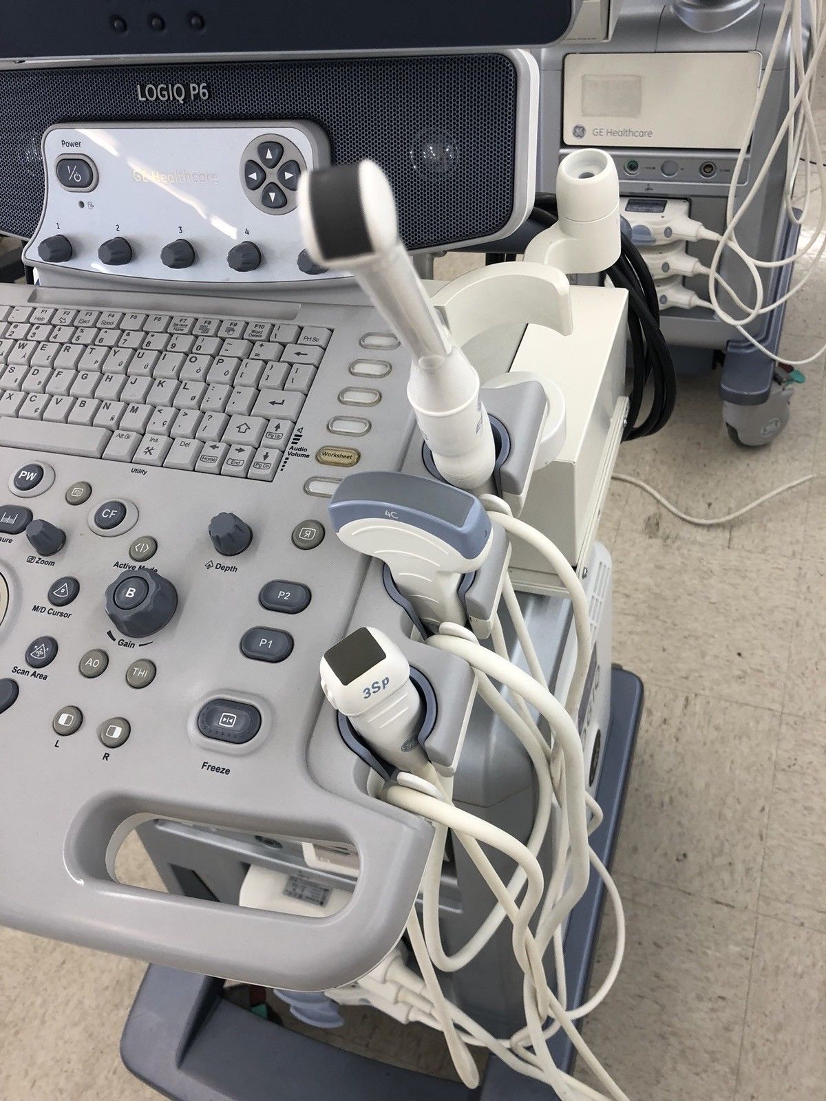 GE Logiq P6 Ultrasound - with Printer - Refurbished DIAGNOSTIC ULTRASOUND MACHINES FOR SALE