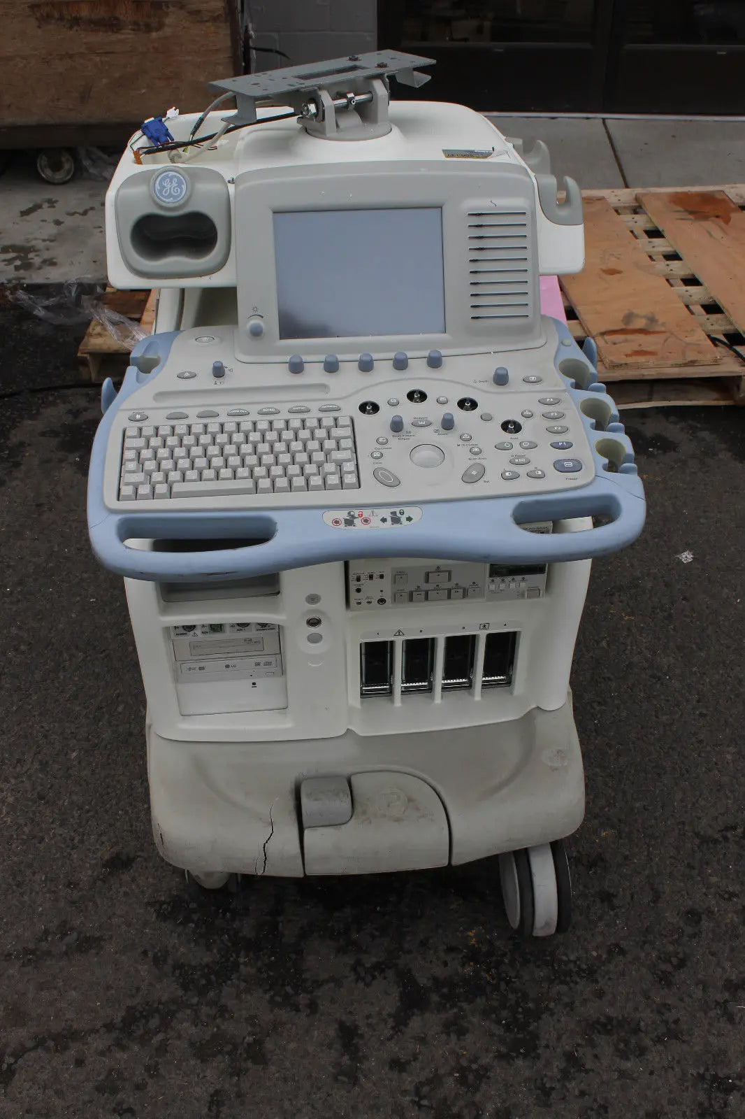 GE LOGIQ 9 ULTRASOUND 2375600 DIAGNOSTIC ULTRASOUND MACHINES FOR SALE