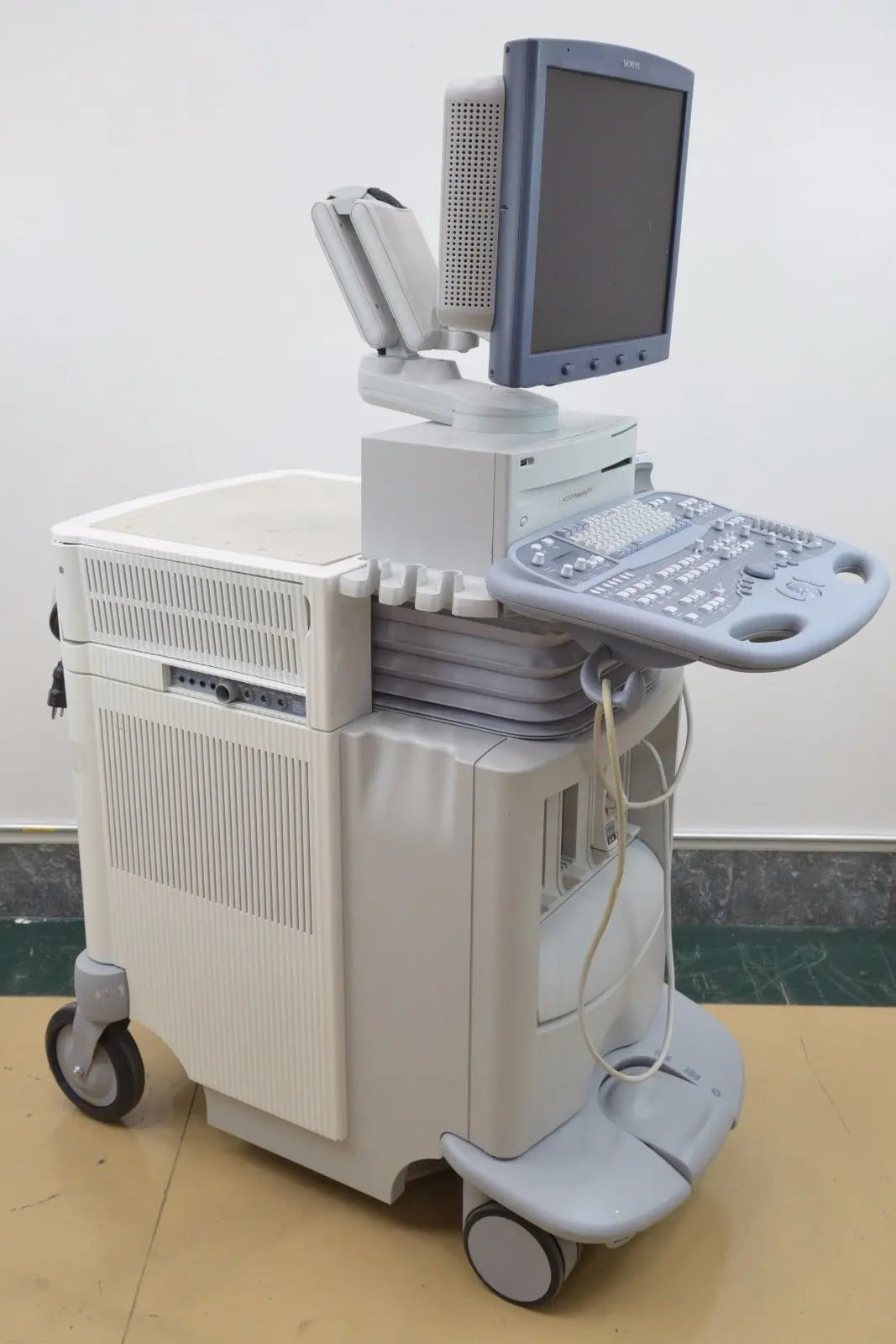 Siemens Sequoia Acuson C512 Cardiac Ultrasound w/ 17L5 HD Transducer (13537) DIAGNOSTIC ULTRASOUND MACHINES FOR SALE