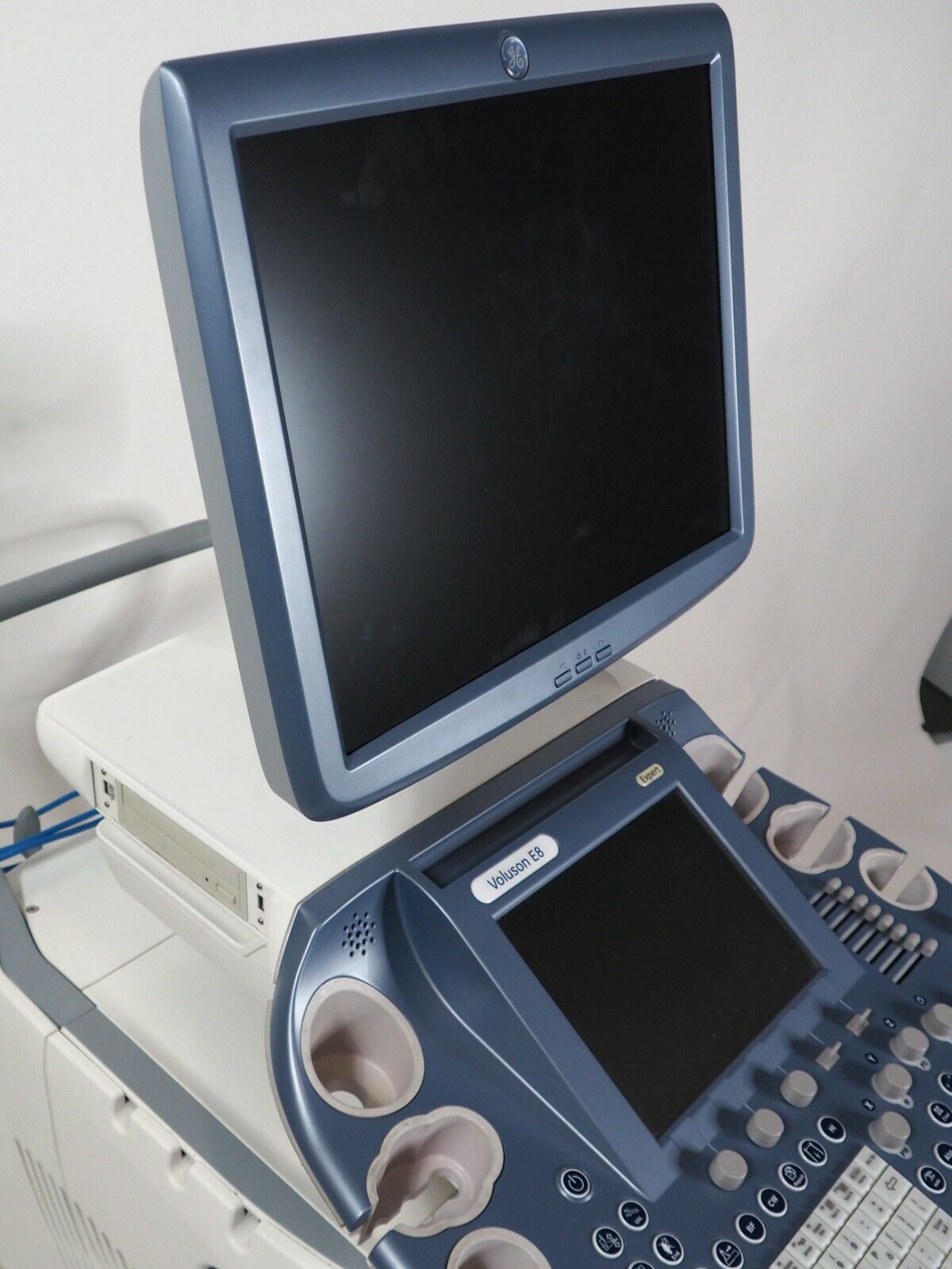 GE Voluson E8 Expert Ultrasound in excellent condition. DIAGNOSTIC ULTRASOUND MACHINES FOR SALE