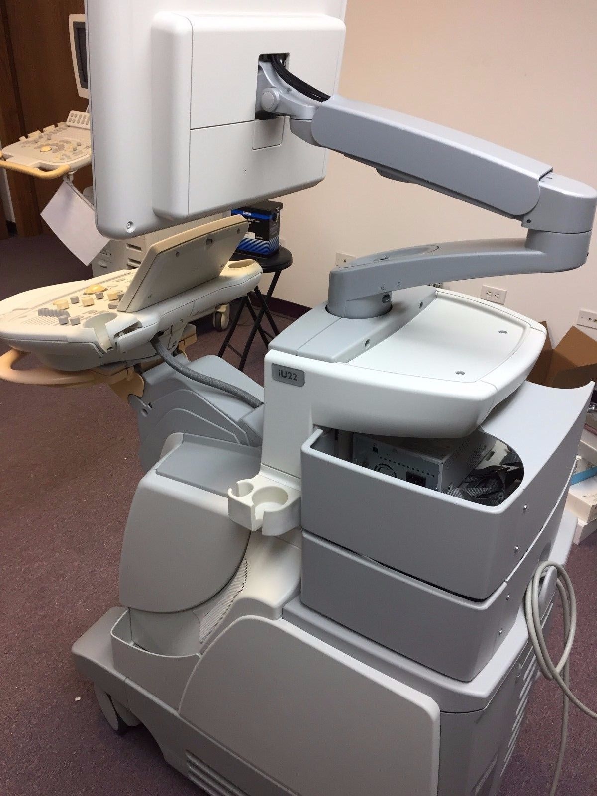 a medical device is sitting on a table