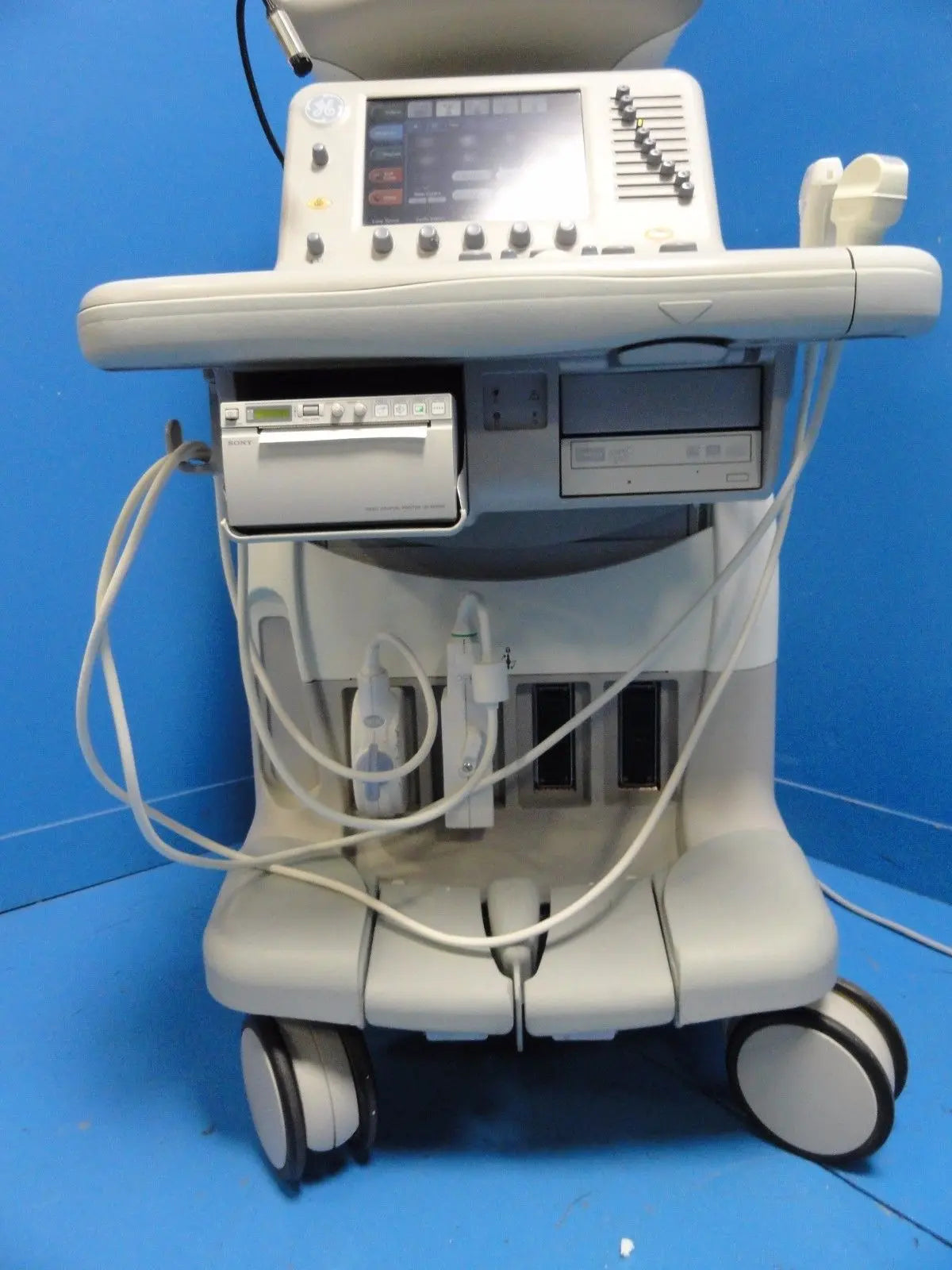 2004 GE Logiq 7 Ultrasound System W/ M12L, 3.5C Probes & B/W Printer (10439) DIAGNOSTIC ULTRASOUND MACHINES FOR SALE