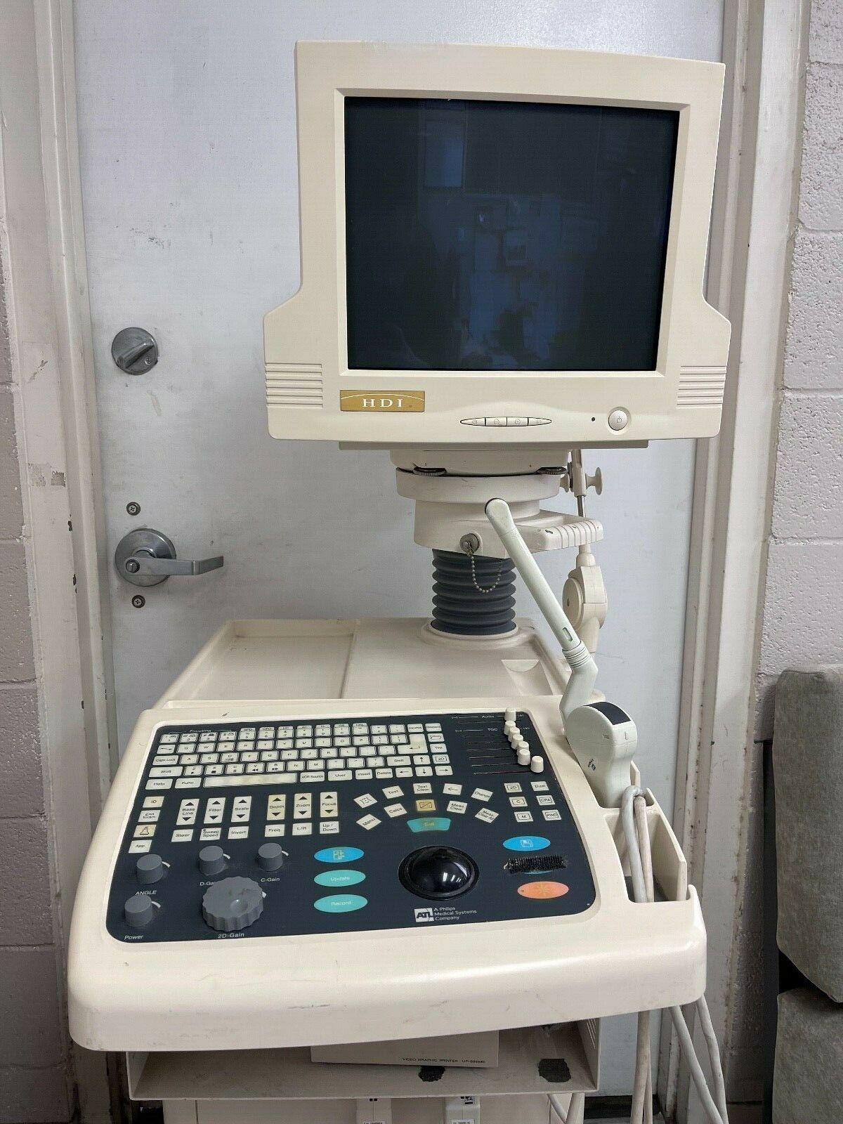 ATL UltraMark 400c UltraSound Machine w/ 2 Probes DIAGNOSTIC ULTRASOUND MACHINES FOR SALE