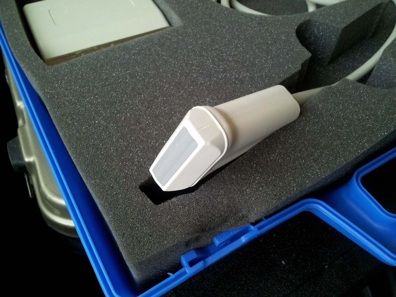 TETRAD CORP ULTRASOUND TRANSDUCER PROBE 7L WITH CASE DIAGNOSTIC ULTRASOUND MACHINES FOR SALE